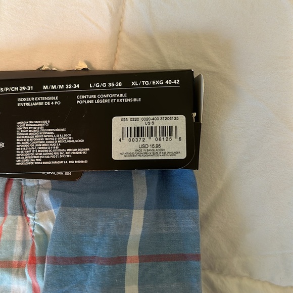 LEAVING CLOSET! NWT AMERICAN EAGLE MENS BOXERS. SIZE MED 4” stretch. Blue plaid - Picture 3 of 5